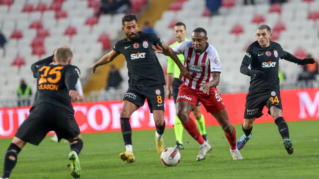 Galatasaray, Sivas'ta iki puan bıraktı.