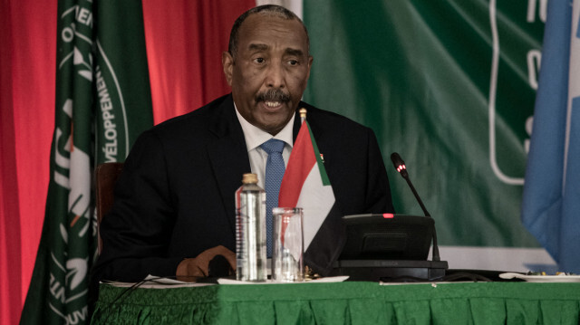 Le président soudanais du Conseil de souveraineté transitoire, Abdel Fattah al-Burhan, prononçant un discours lors du 39e sommet extraordinaire de l'IGAD à Nairobi, le 5 juillet 2022.