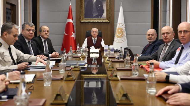وزير الدفاع التركي: دمرنا 78 هدفا إرهابيا شمال سوريا والعراق