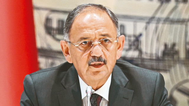 Mehmet Özhaseki.