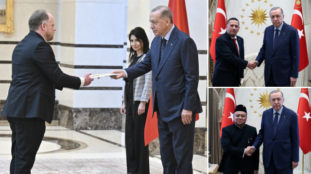 Cumhurbaşkanlığı Külliyesi'ndeki kabulde, Endonezya, Venezuela ve Kanada büyükelçileri, Erdoğan'a güven mektuplarını sundu. 