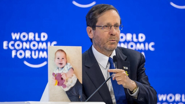 Le président israélien, Isaac Herzog lors d'une session au Forum économique mondial (WEF) à Davos, le 18 janvier 2024.