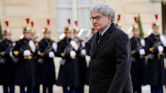 Le commissaire à l'industrie de l'Union européenne (UE), Thierry Breton, arrive au palais de l'Élysée à Paris, le 5 janvier 2024.