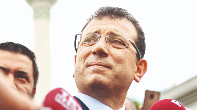 Ekrem İmamoğlu.