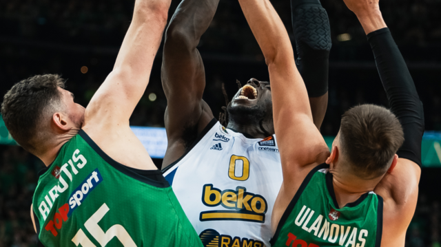 Basketbolda Turkish Airlines EuroLeague'de normal sezonun 22'nci haftasında Fenerbahçe Beko, deplasmanda Litvanya temsilcisi Zalgiris'e 98-75 mağlup oldu.