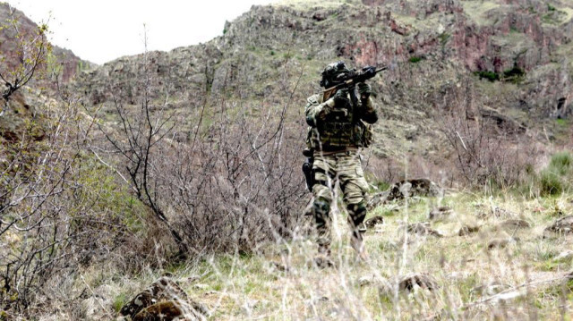 3 PKK'lı terörist, Habur'da Hudut Karakolu'na teslim oldu.