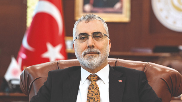 Vedat Işıkhan.