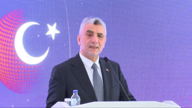 Ticaret Bakanı Ömer Bolat açıklama yaptı.