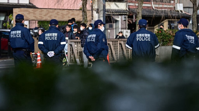 Un homme de 70 ans, suspecté d'être Satoshi Kirishima, l'un des fugitifs les plus recherchés au Japon pour des attentats à la bombe en 1975, a été hospitalisé sous une fausse identité dans le département de Kanagawa au Japon.