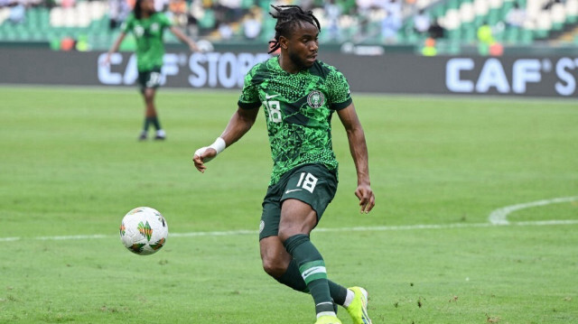 L'attaquant nigérian n°18 Ademola Lookman lors du match de football du groupe A de la Coupe d'Afrique des Nations (CAN) 2024 entre le Nigeria et la Guinée équatoriale au stade Alassane Ouattara à Ebimpe, Abidjan, le 14 janvier 2024.