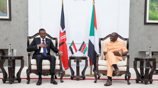 Le chef des Forces de soutien rapide (FSR) du Soudan a été reçu par le président kényan William Ruto à Nairobi au Kenya le 2 Janvier 2024.