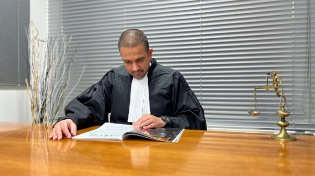 L'avocat Haroon Raza, représentant du Mouvement du 30 mars, a déposé une plainte pénale contre des citoyens néerlandais servant dans l'armée israélienne au motif qu'ils étaient complices des crimes commis à Gaza, le 03 janvier 2024.