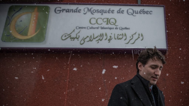 Le Premier ministre canadien Justin Trudeau s'adresse à la presse après une réunion avec la communauté musulmane au Centre culturel islamique de Québec à Québec, Canada, le 25 janvier 2019, deux ans après l'attaque de la mosquée. 