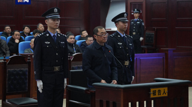 L'ancien président de l'Association chinoise d'athlétisme, Yu Hongchen, a plaidé coupable de corruption lors de son procès devant la Cour populaire intermédiaire de Huangshi dans la province du Hubei en Chine, le 30 janvier 2024