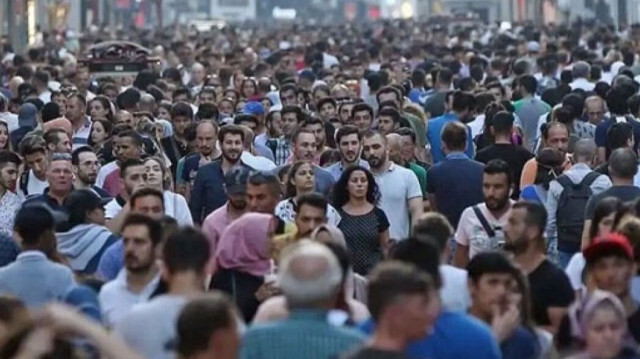 <p>Türkiye'nin en kalabalık ilçeleri hangileri?</p>