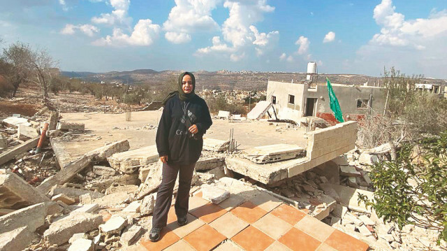 Yeni Şafak, İsrail’in 7 Ekim’den sonra patlayıcılarla yıktığı Aruri’nin Ramallah’taki Aruri köyünde bulunan boş evini görüntülemişti. 