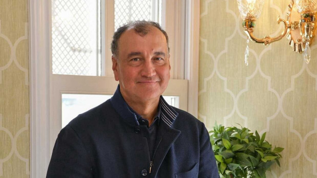 Yıldız Holding Yönetim Kurulu Üyesi ve Pladis ile GODIVA Yönetim Kurulu Başkanı Murat Ülker kişisel internet sitesinde yazılar paylaşıyor. 
