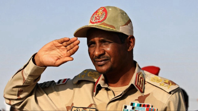 Le général Mohamed Hamdan Dagalo connu sous le nom de "Hemeti", le chef du groupe paramilitaire soudanais des Forces de soutien rapide (FSR) au Soudan.