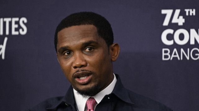 L'ancien joueur de football camerounais Samuel Eto'o arrive pour le 74e Congrès de la FIFA à Bangkok le 17 mai 2024.