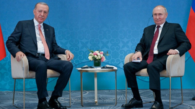 Le président de la République de Türkiye, Recep Tayyip Erdogan et son homologue russe, Vladimir Poutine.