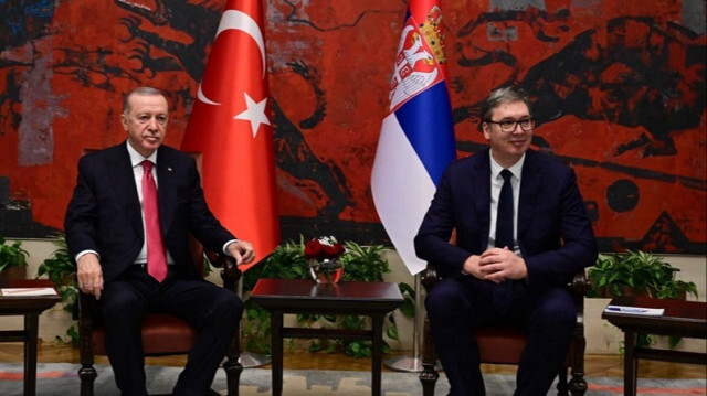 Le Président turc, Recep Tayyip Erdogan (G) et le Président serbe, Aleksandar Vucic (D), au palais présidentiel de Belgrade en Serbie, le 11 octobre 2024.