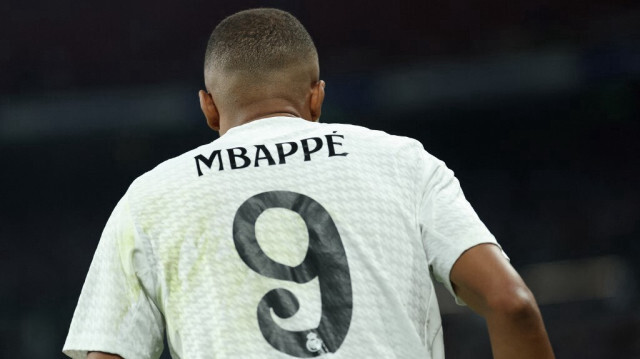 L'attaquant français du Real Madrid, Kylian Mbappé, lors du match de football entre le Real Madrid CF et le VfB Stuttgart au stade Santiago Bernabéu à Madrid, le 17 septembre 2024.