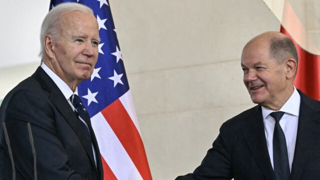 Le président américain, Joe Biden et le chancelier fédéral d'Allemagne, Olaf Scholz lors d'une conférence de presse commune avant une réunion à la Chancellerie à Berlin, le 18 octobre 2024.