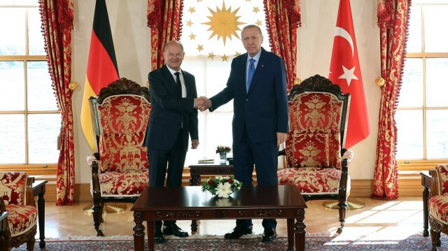 Turkish President Recep Tayyip Erdogan (R) meets with German Chancellor Olaf Scholz (L) at Dolmabahce Office in Istanbul, Türkiye on October 19, 2024.