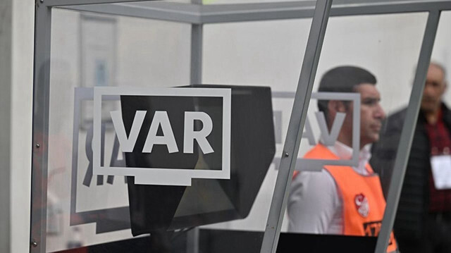 VAR