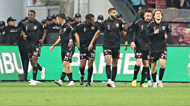 الدوري التركي.. صامسون سبور يخطف تعادلا مثيرا أمام فنربهتشة 