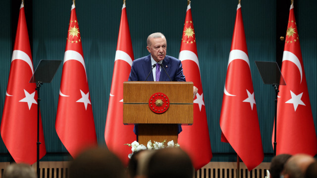 Cumhurbaşkanı Recep Tayyip Erdoğan başkanlığındaki Kabine Toplantısı Cumhurbaşkanlığı Külliyesi'nde yapıldı. Cumhurbaşkanı Erdoğan, toplantının ardından açıklamalarda bulundu.