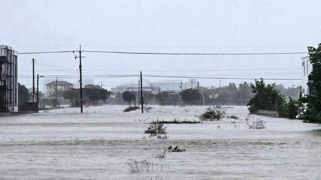 Une zone inondée dans le canton de Yuanshan, dans le comté de Yilan, à la suite des vents violents et des pluies torrentielles provoqués par le super typhon Kong-rey, le 31 octobre 2024.