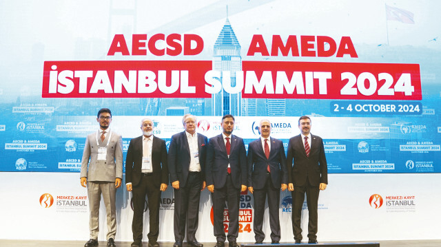 İstanbul Finans Merkezi'nde yapılan ‘İstanbul Zirve 2024’ organizasyonunda; Fas, Endonezya, Suudi Arabistan, Nijerya gibi Afrika ve Ortadoğu Saklama Kuruluşları Birliği (AMEDA) üyesi ülkelerle ortak paneller düzenlendi.