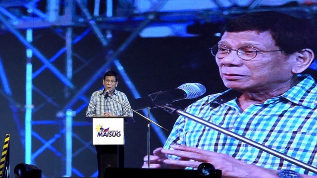 L'ancien président philippin Rodrigo Duterte s'adressant à ses partisans lors d'un rassemblement à Davao City, sur l'île de Mindanao, le 28 janvier 2024.