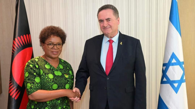 La Ministre malawite des Affaires Etrangeres Nancy Tembo et son homogue israelien, Israël Katz, le 19 avril 2024.