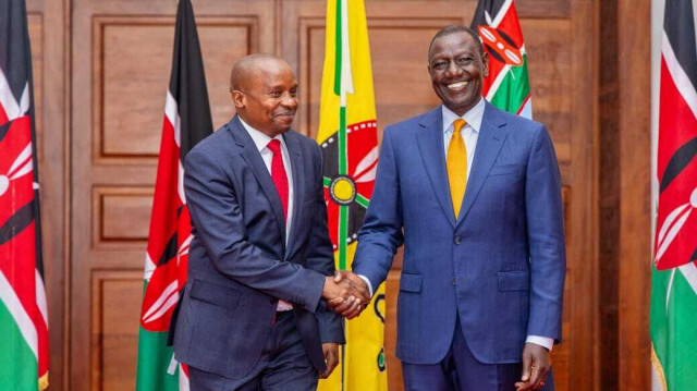 Le président du Kenya William Ruto et le nouveau vice-président du Kenya Kithure Kindiki.