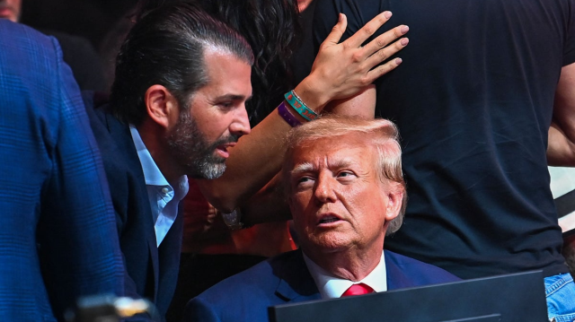 Donald Trump ve oğlu Donald Trump Jr. (Arşiv)