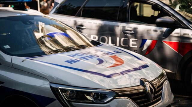 L'homme de 26 ans, majordome depuis 2022 au service du Premier ministre avait été interpellé jeudi soir en plein deal de cocaïne, avec dans le coffre de son scooter 28 bonbonnes de cocaïne.