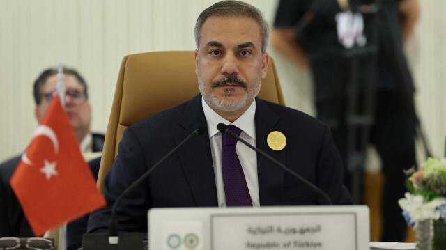 Le ministre turc des Affaires étrangères, Hakan Fidan, lors de la réunion des ministres des Affaires étrangères de l'Organisation de la coopération islamique (OCI) et de la Ligue arabe, qui s'est tenue à Riyad, la capitale de l'Arabie saoudite, le 10 novembre 2024.