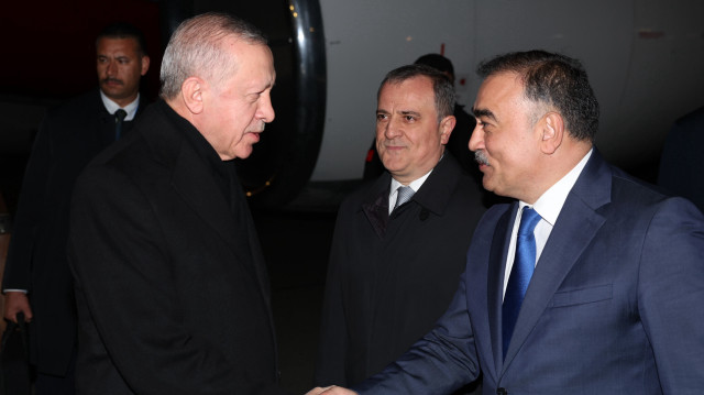 Cumhurbaşkanı Recep Tayyip Erdoğan, BM İklim Zirvesi'ne katılmak üzere Azerbaycan'a gitti.