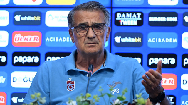 Trabzonspor Teknik Direktörü Şenol Güneş