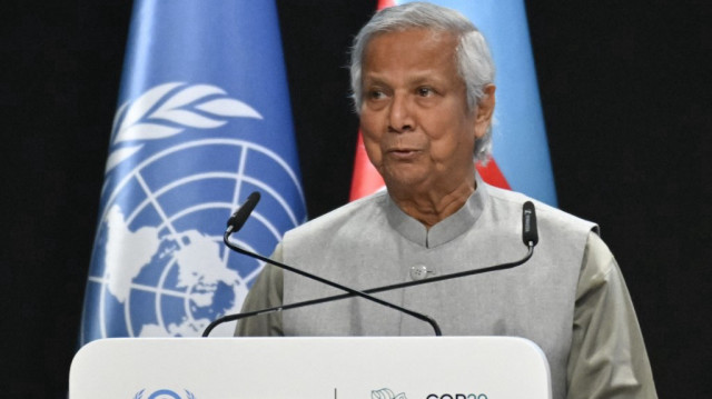 Le dirigeant intérimaire du Bangladesh, Muhammad Yunus, prononce un discours lors de la Conférence des Nations Unies sur le changement climatique (COP29) à Bakou, le 13 novembre 2024.