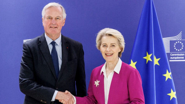 Le Premier ministre français Michel Barnier et la présidente de la Commission européenne Ursula von der Leyen lors d'une rencontre à Bruxelles, le 13 novembre 2024.