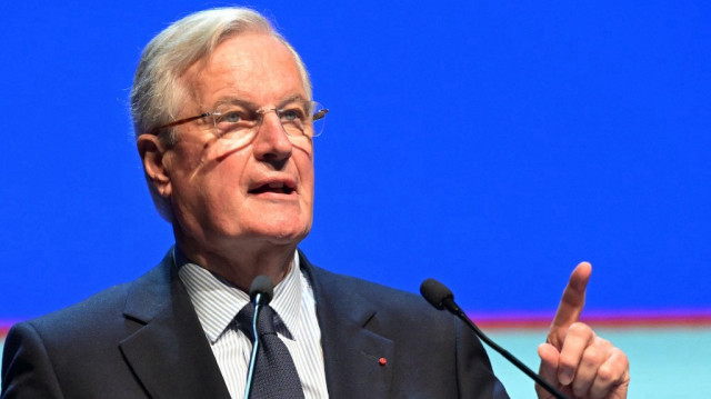 Le Premier ministre français Michel Barnier prononce un discours lors du 93ème congrès des Assises des Départements de France à Angers, dans l'ouest de la France, le 15 novembre 2024.