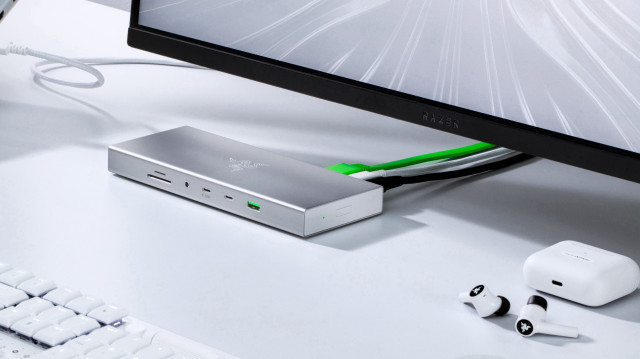 Razer USB 4 Dock