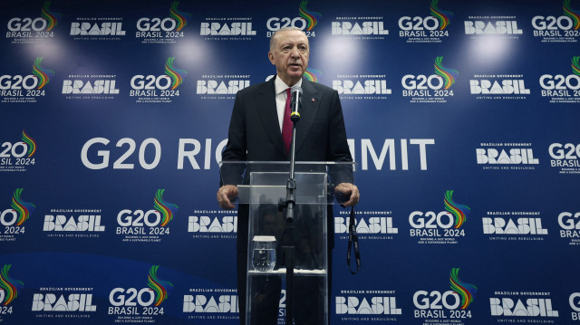 Cumhurbaşkanı Recep Tayyip Erdoğan, Brezilya'nın Rio De Janeiro kentinde gerçekleştirilen G20 Liderler Zirvesi'nin sona ermesinin ardından düzenlenen basın toplantısında açıklamalarda bulundu.