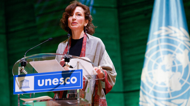 La Directrice générale de l'UNESCO, Audrey Azoulay, prononce un discours avant la conférence de la zoologiste et primatologue britannique Jane Goodall à la Maison de l'UNESCO à Paris, le 19 octobre 2024.