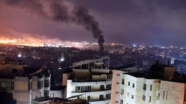 Katil İsrail ordusunun Lübnan'a saldırıları devam ediyor. 