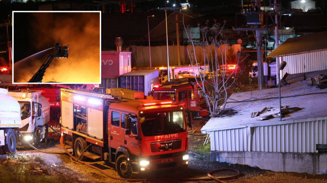 Bursa'nın Osmangazi ilçesindeki mobilya imalathanesinde çıkan yangın