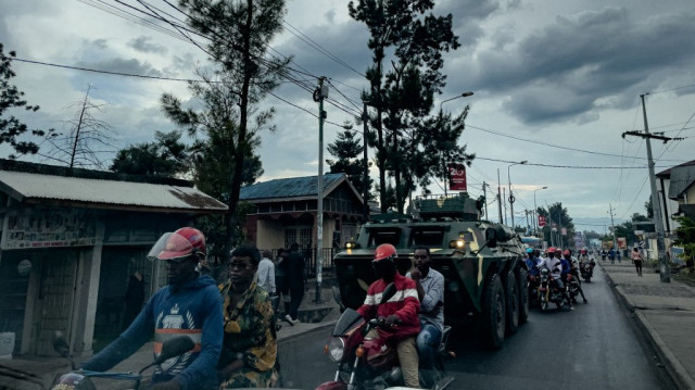 Un convoi blindé de la SAMIDRC (Mission de la Communauté de développement de l'Afrique australe (SADC) en République démocratique du Congo) traverse Goma, dans l'est de la République démocratique du Congo, le 19 avril 2024.